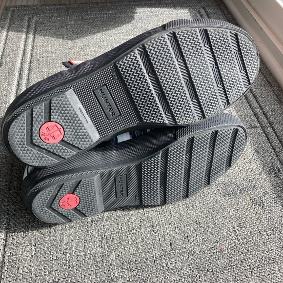 SOLD- HUNTER boots shoes High Top Nightfall black white sneakers - Picture 4 of 6